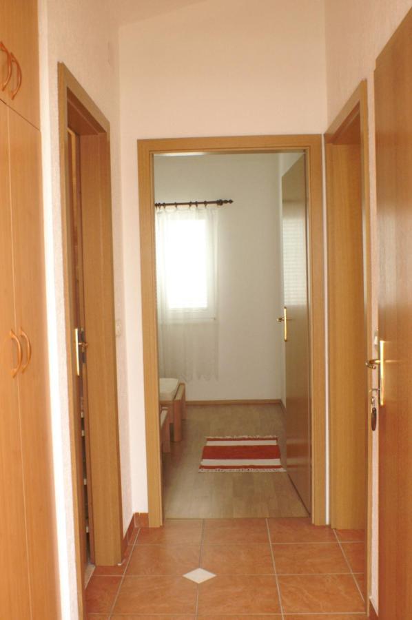 Apartments By The Sea Razanj, Rogoznica - 4185 Kültér fotó