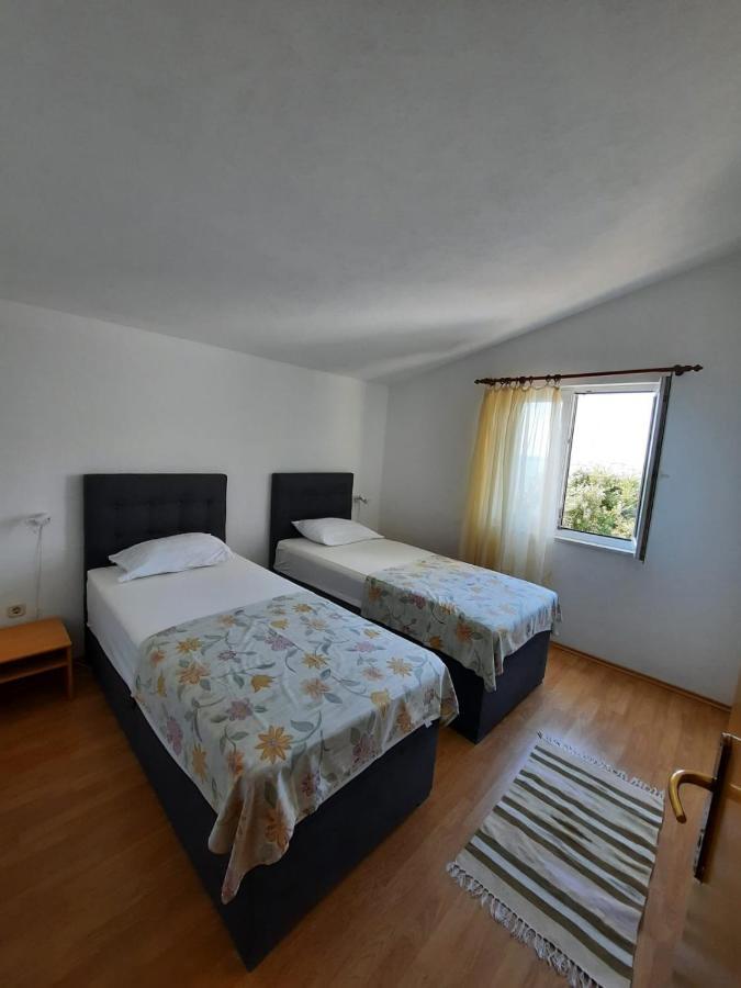 Apartments By The Sea Razanj, Rogoznica - 4185 Kültér fotó